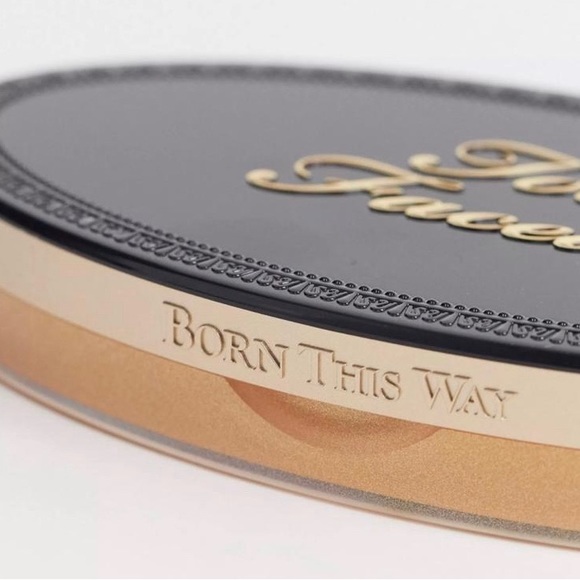 Too faced💖 - Picture 9 of 12